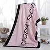 Victoria's Secret Badetuch 70x150cm Bequemes Handtuch zum Produktbild-Vorschau 2