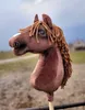 Hobby Horse Premium Pferd auf Stock Dunkel Kastanie A3 Produktbild-Vorschau 4