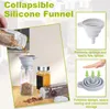 A collage of images showing a collapsible silicone funnel being used to fill spice jars, with text highlighting its features. Voir les images du produit