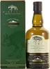 A bottle of Wolfburn Morven Highland Single Malt Scotch Whisky and its packaging. Produktbild-Vorschau
