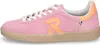 A side view of a pink sneaker with orange accents. Voir les images du produit