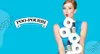 A woman holds toilet paper rolls and bottles of Poo-Pourri spray against a bright blue background. Anteprima dell’immagine prodotto