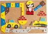 A construction-themed magnetic puzzle board with various pieces like vehicles, a worker, and building blocks. Anteprima dell’immagine prodotto