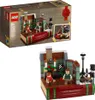 A LEGO set depicting a scene from A Christmas Carol, shown both in its packaging and as a built model. Anteprima dell’immagine prodotto