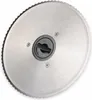 A close-up, angled view of a circular food slicer blade with a serrated edge and a central black mechanism with the word 'OPEN' visible. Anteprima dell’immagine prodotto