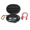 A pair of black wireless earbuds in an open black charging case, with a red and yellow carabiner clip attached to the case, and a red USB charging cable next to it, all on a white background. Anteprima dell’immagine prodotto