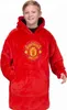 A young boy wearing a red Manchester United FC blanket hoodie. Produktbild-Vorschau