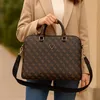 Guess torba na laptopa 15" 4G Triangle ekologiczna kieszeń Podgląd zdjęcia produktu 4