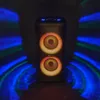 A Denver Trolley Speaker TSP-353 with illuminated speakers and colorful light effects. Voir les images du produit