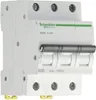 A white electrical circuit breaker with a gray handle and green branding. Anteprima dell’immagine prodotto