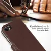 Selencia Genuine Leather Bookcase dla Apple iPhone SE (2022 Podgląd zdjęcia produktu 2