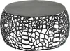 A black round coffee table with an intricate, organic, web-like base. Anteprima dell’immagine prodotto