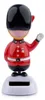 Solar Wackelfigur Guardsman Britischer Gardist Deko London Produktbild-Vorschau 2