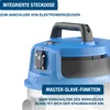 Close-up of the top of a blue and black wet/dry vacuum cleaner, highlighting its integrated power outlet and master-slave function. Produktbild-Vorschau