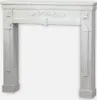 A white fireplace mantel with decorative carvings. Anteprima dell’immagine prodotto