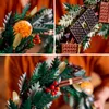 LEGO Icons Weihnachtskranz, Winterdeko zum Aufhängen, Produktbild-Vorschau 6