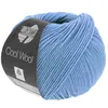A ball of blue yarn with a label. Produktbild-Vorschau