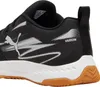 Close-up view of the heel and side of a black Puma handball shoe. Anteprima dell’immagine prodotto