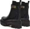 A pair of black Guess boots on a white background. Voir les images du produit