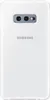 The back of a white Samsung Galaxy S10e smartphone with a dual-lens camera. Náhled obrázku produktu