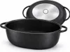 A black oval roasting pan with its lid placed behind it, both on a white background. Náhled obrázku produktu