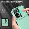 A hand is shown sliding a camera cover on a phone case. Produktbild-Vorschau