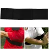 A collage of images showing a black golf arm brace. The top image shows the brace itself, while the bottom two images show people wearing the brace while playing golf. Voir les images du produit