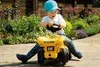 rolly toys rollyMinitrac Dumper CAT, 1,5 rok / roky, 4 Náhľad obrázku produktu 3