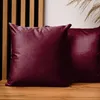 MG Design 2er Set Kissenbezüge 45 x 45 cm in Rot - mit Produktbild-Vorschau 1