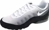 A single Nike Air Max Invigor Print sneaker shown from a side-diagonal angle against a white background. Produktbild-Vorschau