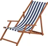A striped deckchair on a white background. Produktbild-Vorschau