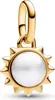 A close-up studio shot of a gold sun charm with a white pearl center. Produktbild-Vorschau