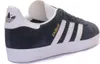 A side view of an Adidas Gazelle sneaker. Produktbild-Vorschau