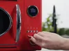 Retro mikrovlnná trouba, červená, s funkcí grilu MW 2600 Náhled obrázku produktu 2
