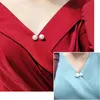 12 Stück Doppel Faux Perlen Brosche Kragen Clip Schal Clip Produktbild-Vorschau 6