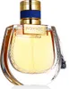 A studio shot of a perfume bottle. Anteprima dell’immagine prodotto