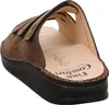 A close-up, angled view of a brown sandal on a light gray background. Anteprima dell’immagine prodotto