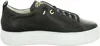 A side view of a black leather sneaker with a white sole. Voir les images du produit