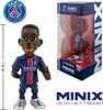 A collectible figurine of a football player in his team's uniform, displayed next to its packaging. Anteprima dell’immagine prodotto