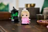 Figuren: Elphaba und Glinda – LEGO BrickHeadz 40794 Produktbild-Vorschau 8