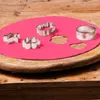 FunCakes Ausgerollte Fondantdecke Hot Pink 430g Produktbild-Vorschau 3