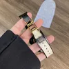 Für Apple Watch SE 2023 44mm Hochwertiges Kunstleder / Produktbild-Vorschau 3