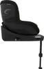 A black child car seat base with an anti-rebound bar is shown from the side against a white background. Náhled obrázku produktu