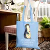 Mr. & Mrs. Panda Uni Tasche Pinguin Blumen - Sky Blue - Produktbild-Vorschau 4