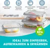 Stack of glass food storage containers with food inside, on a kitchen counter. Voir les images du produit