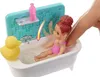 Muñecas Barbie "Skipper Babysitters Inc." y juego de baño Vista previa de la imagen del producto 3