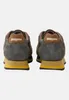 The back view of a pair of Blauer sneakers. Produktbild-Vorschau