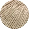 A close-up view of beige yarn. Produktbild-Vorschau