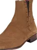 A close-up view of a single brown suede boot. Produktbild-Vorschau