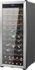 A freestanding wine cooler with multiple shelves filled with wine bottles. Produktbild-Vorschau